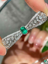 Load image into Gallery viewer, 18k gold brooch with 0.60ct emerald Zambia with diamond 💎