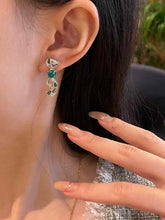 Load image into Gallery viewer, 18k gold earring with Zambia emerald shugerloaf 1.70ct