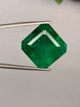 Load image into Gallery viewer, Natural Zambia Insignificant Emerald 38.69 cts Oct by SR-Takat