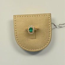 Load image into Gallery viewer, Beautiful Emerald Diamond 18k Platinum Ring by SR-Takat