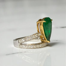 Load image into Gallery viewer, Grand Emerald Diamond 18k Platinum Ring by SR-Takat