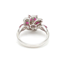 Load image into Gallery viewer, Beautiful 18K White Gold Ring With Ruby and Diamonds