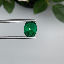 Load image into Gallery viewer, Natural Zambia Minor Emerald 3.92 cts Cus by SR-Takat
