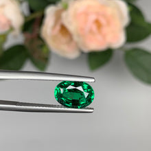 Load image into Gallery viewer, Natural Zambia Minor Emerald 2.35 cts Oval by SR-Takat
