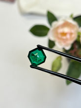 Load image into Gallery viewer, Natural Zambia Emerald 4.08 cts Octagon by SR-Takat
