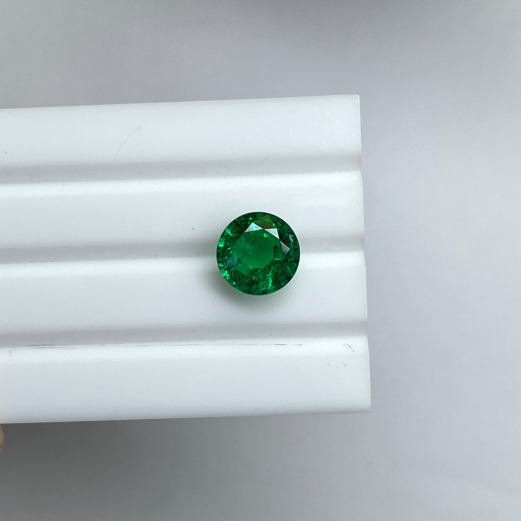 Natural Zambia No-Oil Emerald 6.04 cts Round by SR-Takat