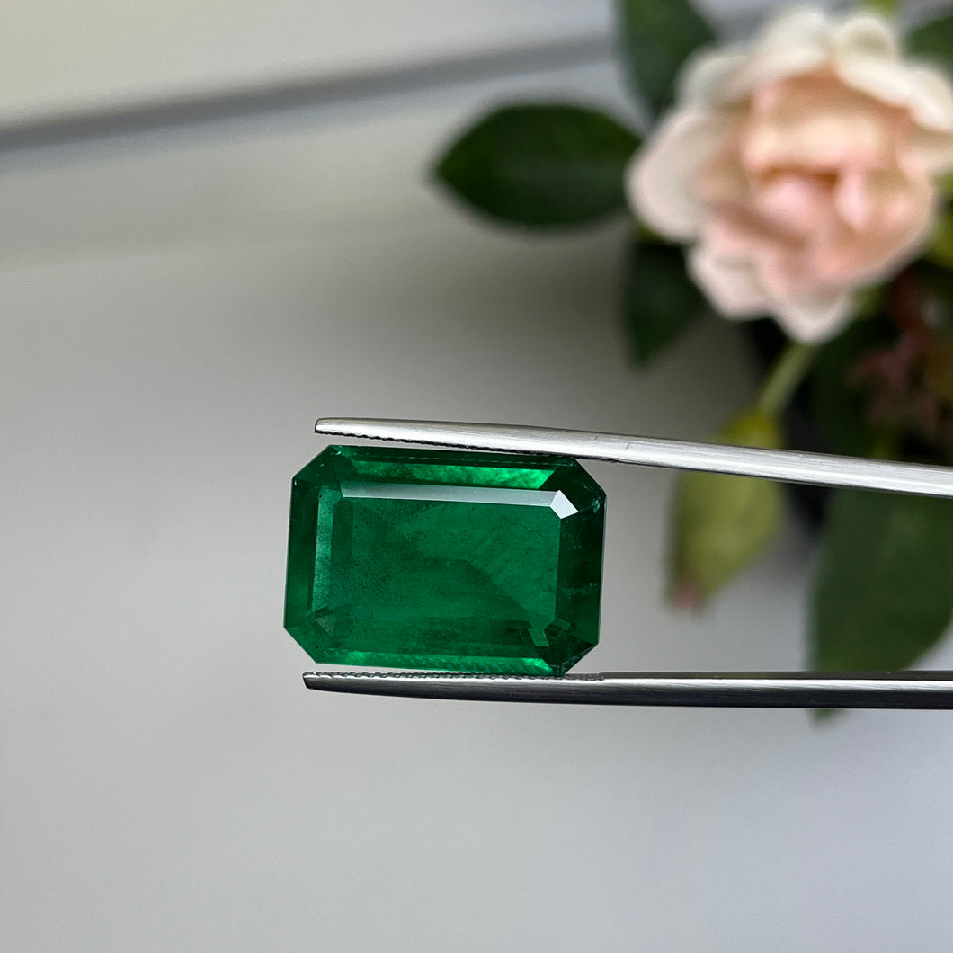 Natural Zambia Minor Emerald 16.44 cts Oct by SR-Takat