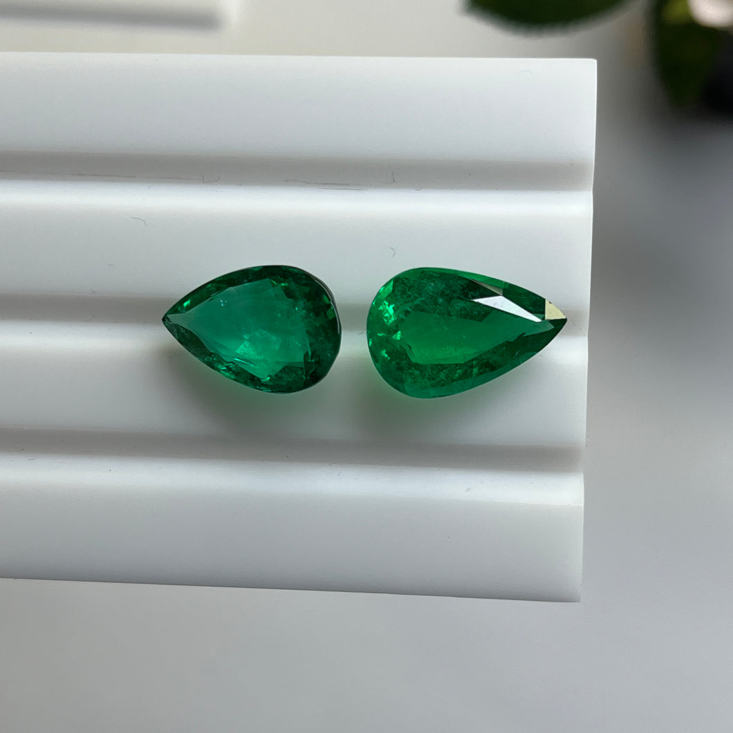 Natural Zambia Minor / No oil Emerald 13.90 cts Pear pair by SR-Takat