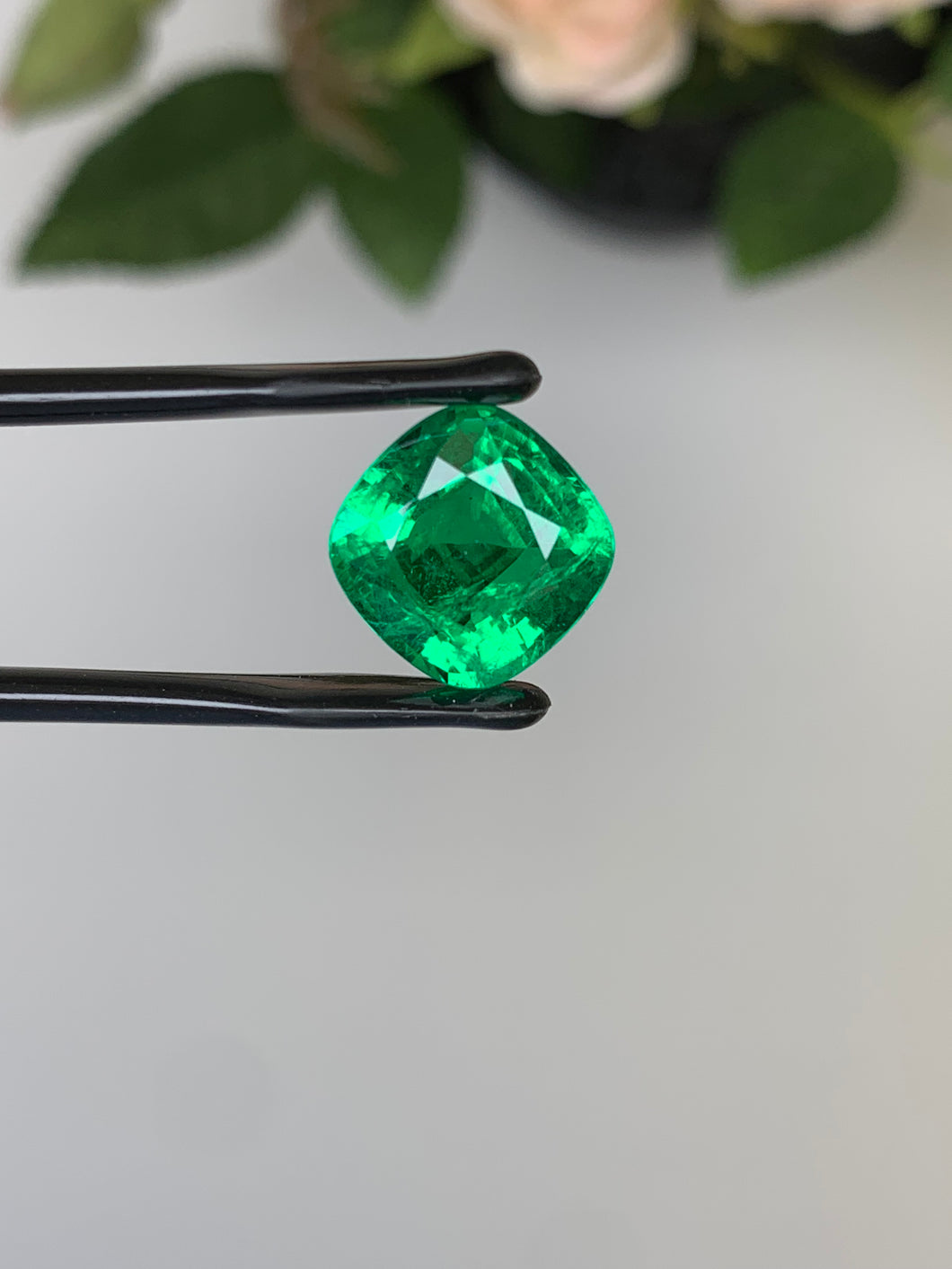 Natural Zambia Minor Emerald 4.76 cts Cus by SR-Takat