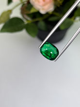 Load image into Gallery viewer, Natural Zambia Minor Emerald 4.25 cts Cus by SR-Takat
