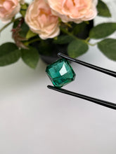 Load image into Gallery viewer, Natural Zambia Emerald 16.20 cts Octagon by SR-Takat
