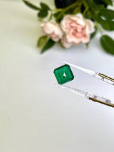 Load image into Gallery viewer, Natural Zambian Emerald No Oil 6.52 cts Octagon by SR-Takat

