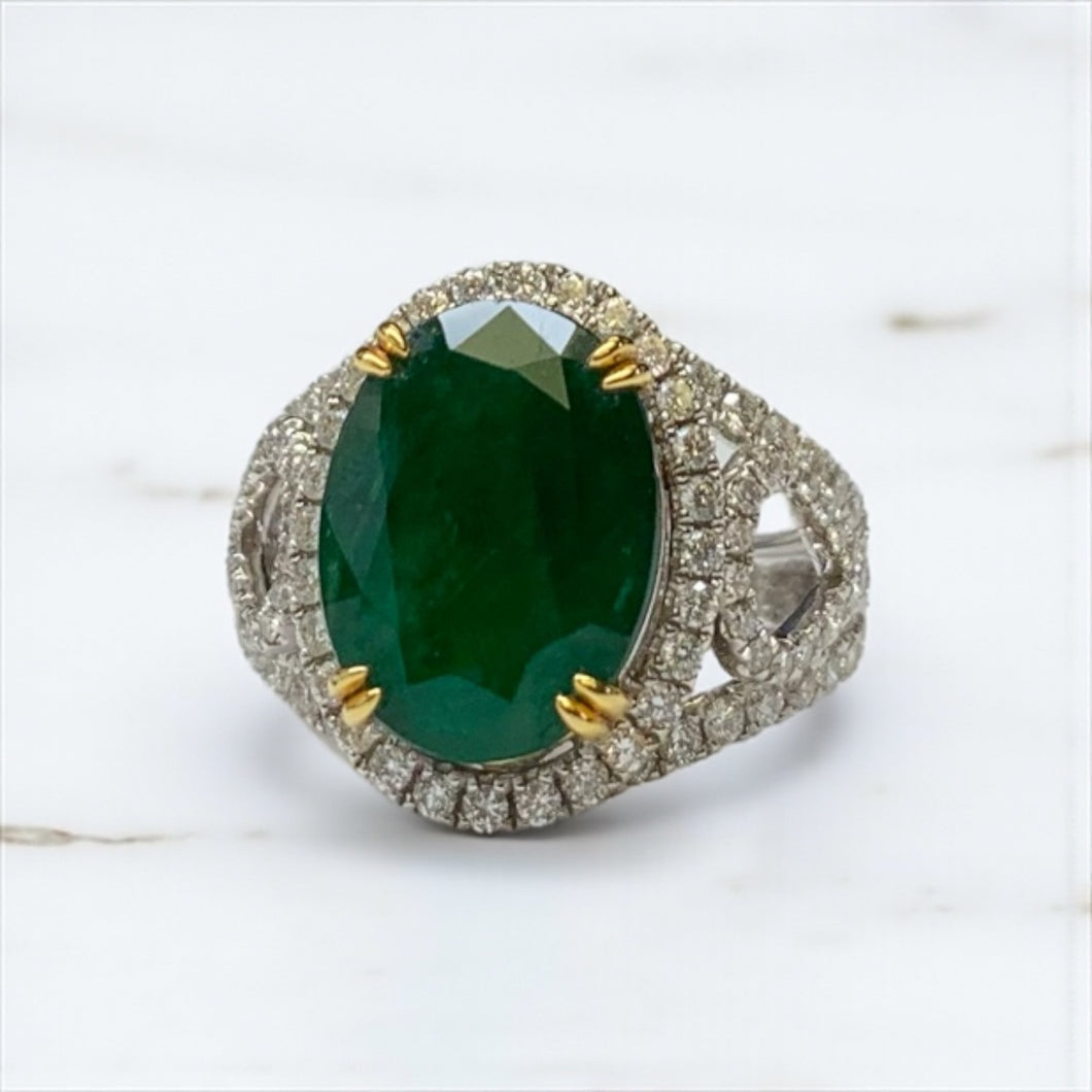 Beautiful Emerald Diamond 18k Platinum Ring by SR-Takat