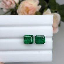 Load and play video in Gallery viewer, Natural Zambia No oil/Insig Emerald 7.24 cts Octagon pair by SR-Takat
