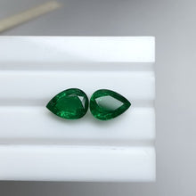 Load and play video in Gallery viewer, Natural Zambia No oil/Insig Emerald 10.15 cts Pear pair by SR-Takat
