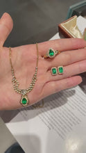 Load and play video in Gallery viewer, Magnificient Vivid Green Natural Emerald set of Pendant, Earring &amp; Ring by SR-Takat
