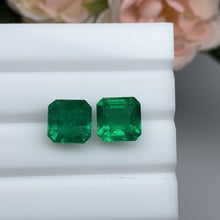Load and play video in Gallery viewer, Natural Zambia Minor/Insig Emerald 10.19 cts Octagon pair by SR-Takat

