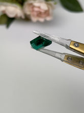 Load and play video in Gallery viewer, Natural Zambia Emerald 7.20 cts Octagon by SR-Takat
