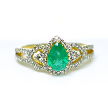 Load image into Gallery viewer, 18K Gold Ring with Emerald and Diamonds
